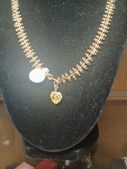 Collar Con Corazon Suaroski En Tonos Dorados Nuevo 