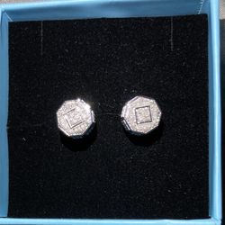  1/10 CTW DIAMOND 925 STERLING SILVER EARRING