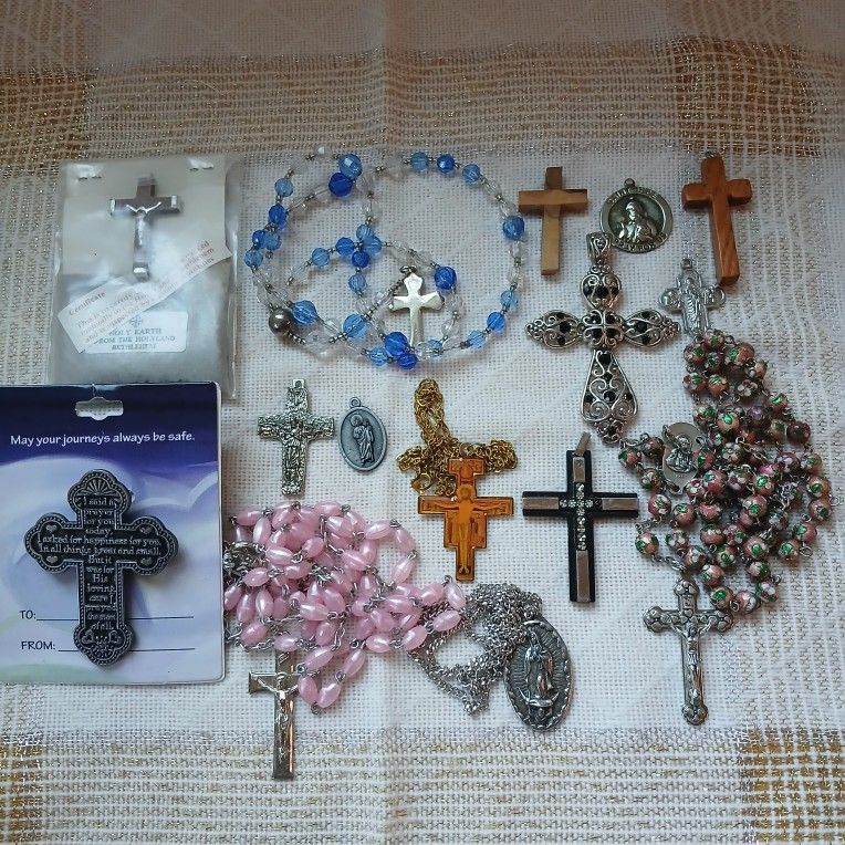 Catholic Religious Jewelry, Rosary Lot, Crosses, Pendants