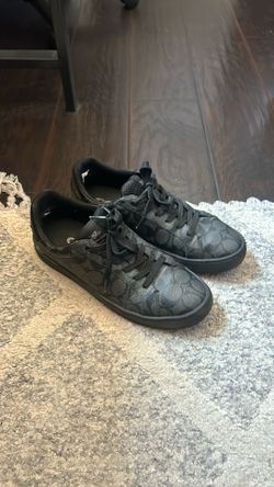 Coach Shoes 9.5