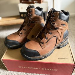 Red Wing Men’s aluminum toe boots