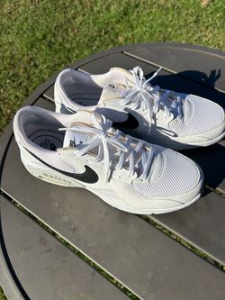 Nike Air Max Excee White Low-Top Sneakers