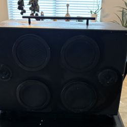 Speaker Box