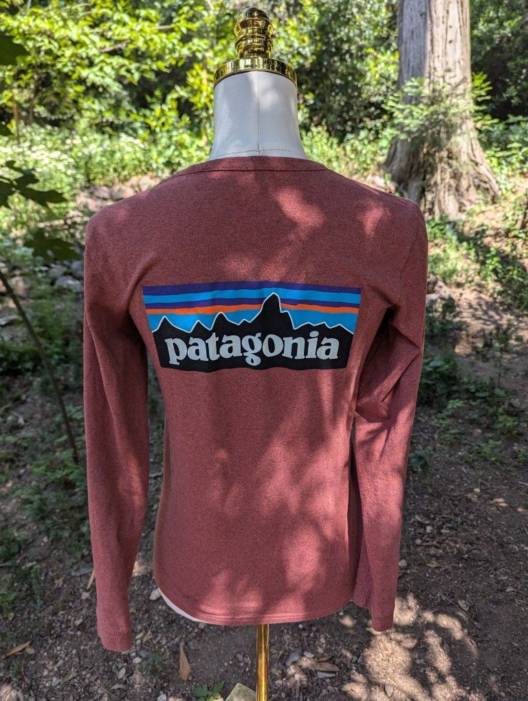 Patagonia Women's XS Long Sleeve Top - Red