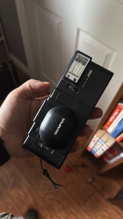 Olympus xa with flash