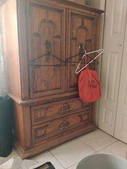 ARMOIRE