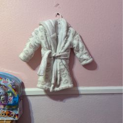 12month Robe