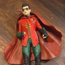 Robin Batman Mcfarlane DC multiverse Robin tim drake Red Cape 