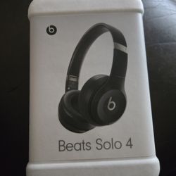 Beats Solo 4 Headphones