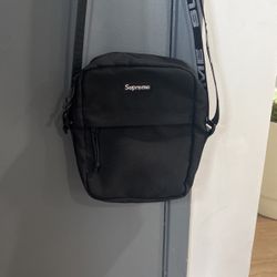 Supreme Shoulder Bag