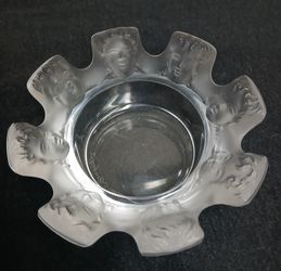 Lalique France Crystal  St. Nicholas Cherub Faces Trinket Dish/Ashtray *50.00 Firm* Collectible