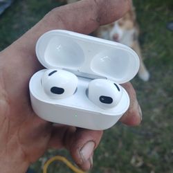 Apple Airpods Series 4