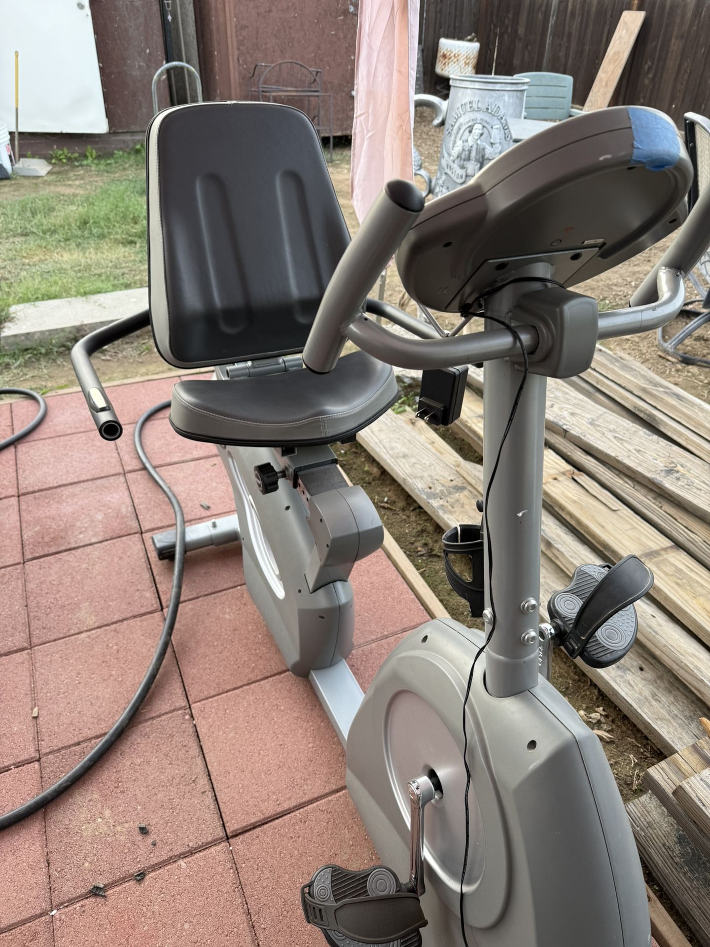 Recumbent Exercise Bike Machine
