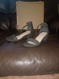 Girls Shoes Size 2