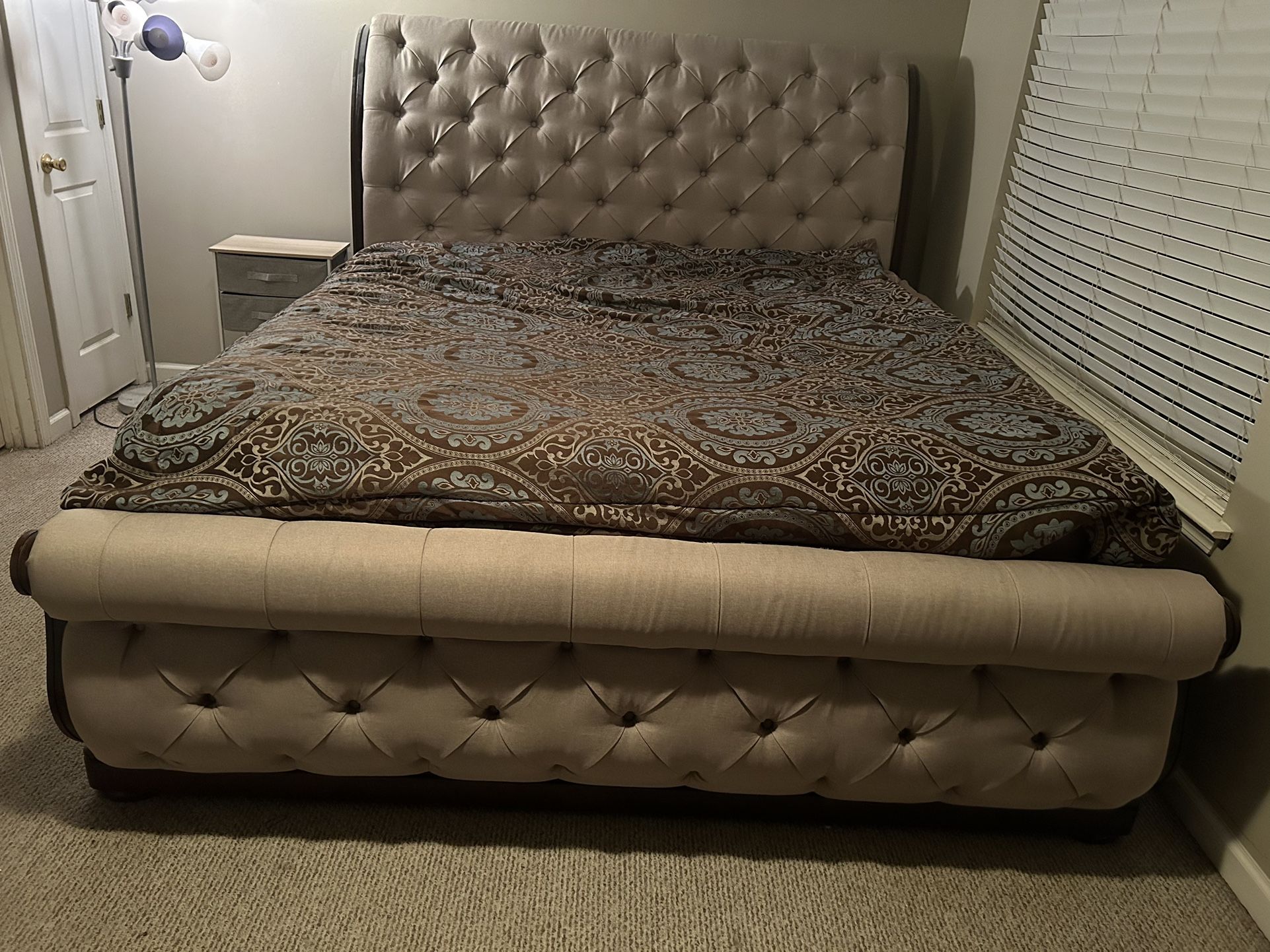 King Size Bed With A King Size Mattress and Boxsprings