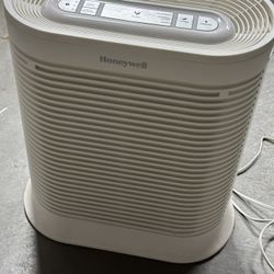 Honeywell HPA204 True HEPA Air Purifier
