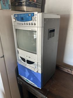 CRT TV 13 Inch Boombox