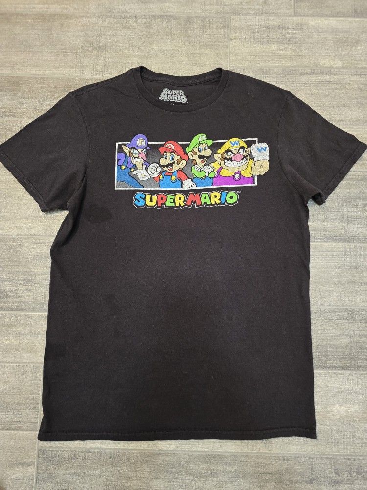 Men's Medium Super Mario Brothers Graphic TShirt Mario, Luigi, Wario, Waluigi