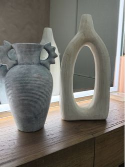 Ceramic vases