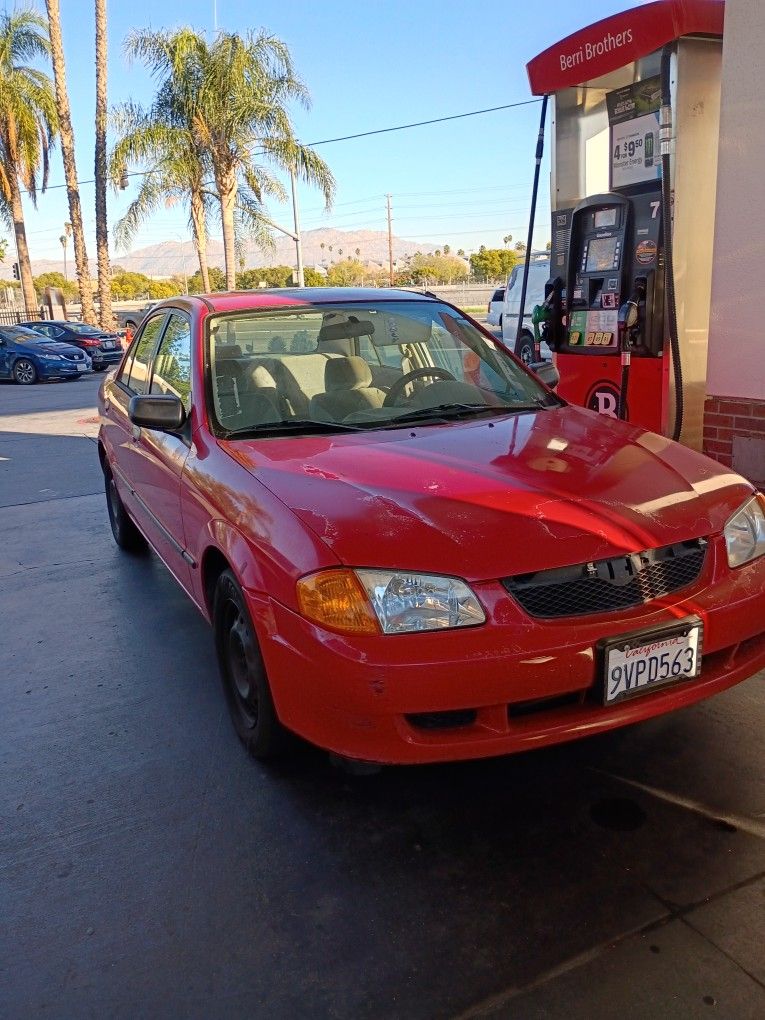 1999 Mazda Protege