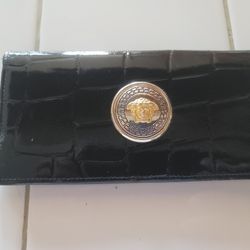 Versace Wallet. No Zipper.  $100 Pickup In Oakdale 