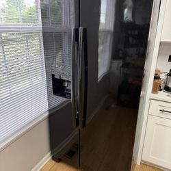 Amana Refrigerator