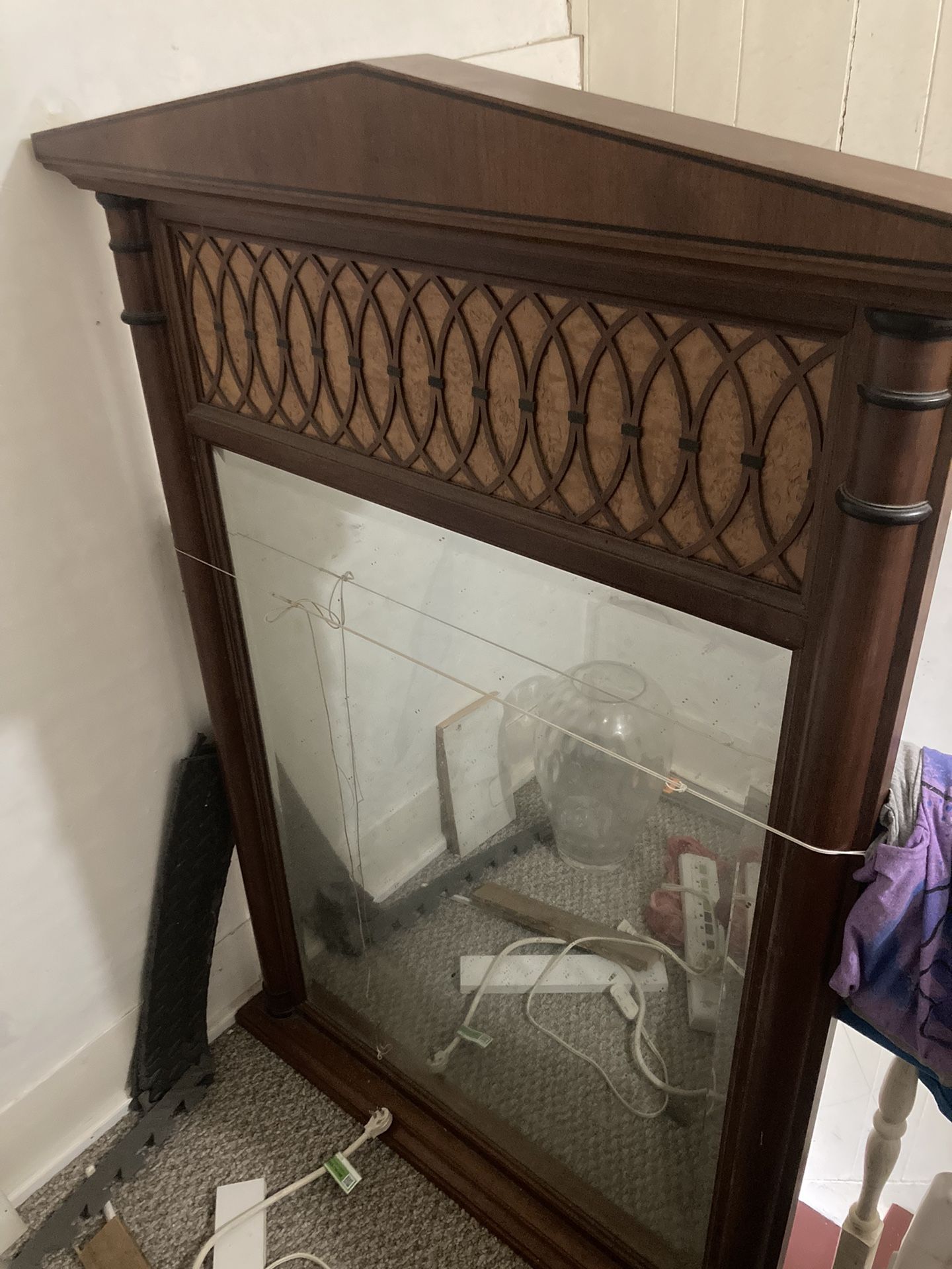 Old Mirror 