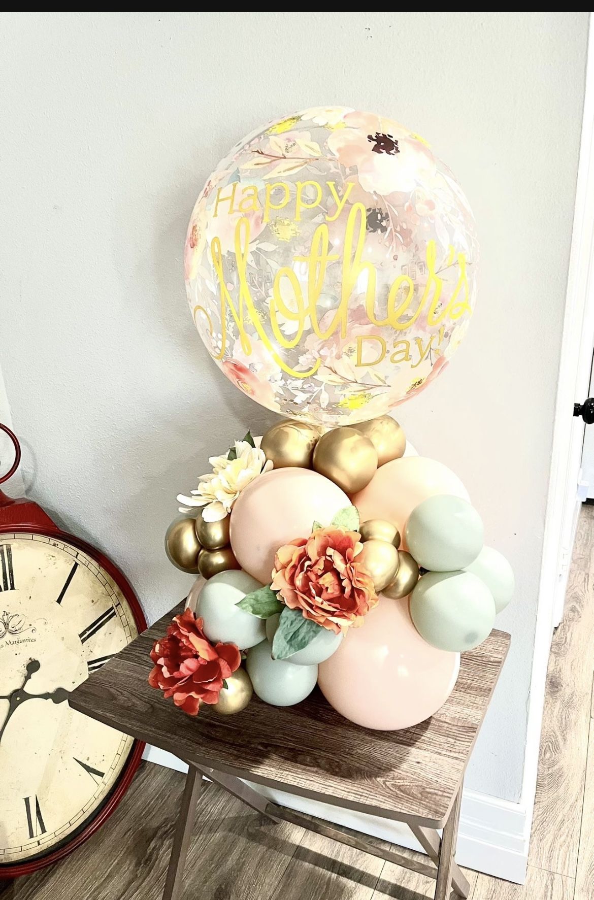 Mothers Day Balloon Arrangement