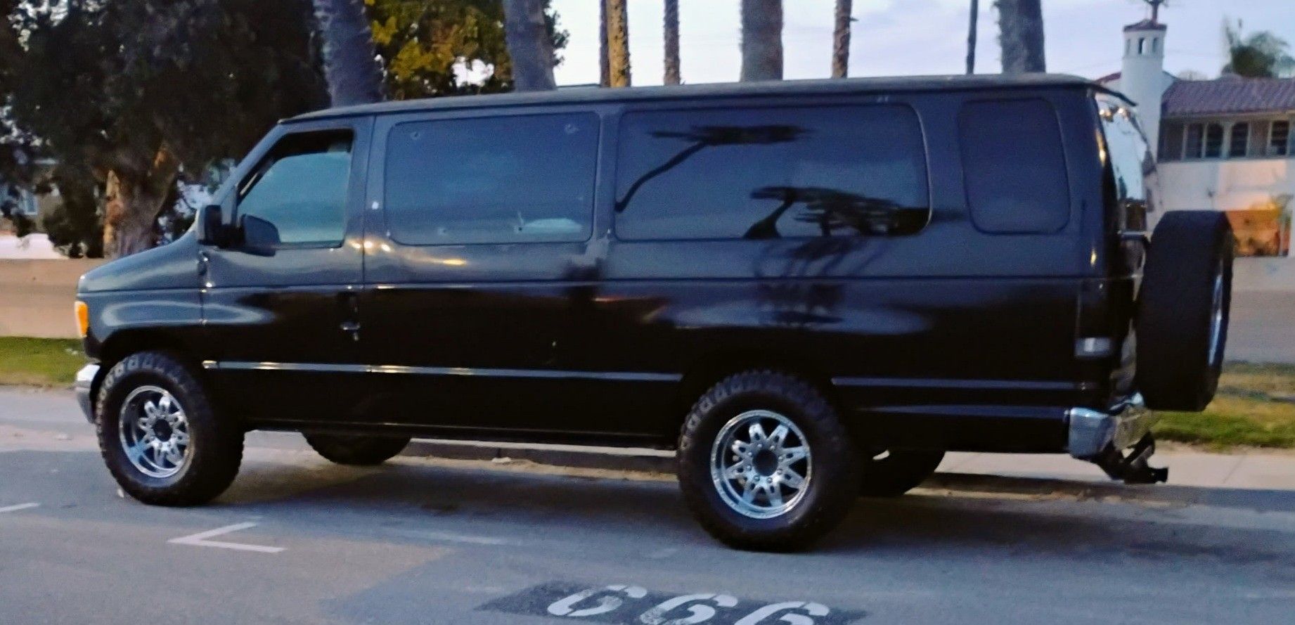 1998 Ford Club Wagon