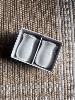 Salt and pepper shakers