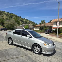 2004 toyota corolla se