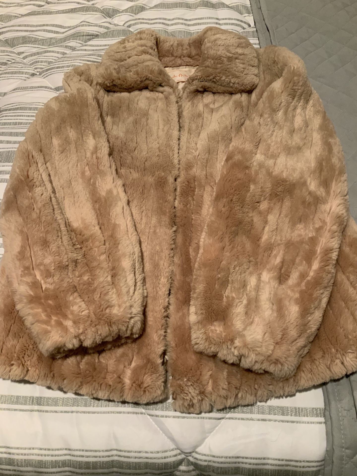BEAUTIFUL REAL FUR COAT