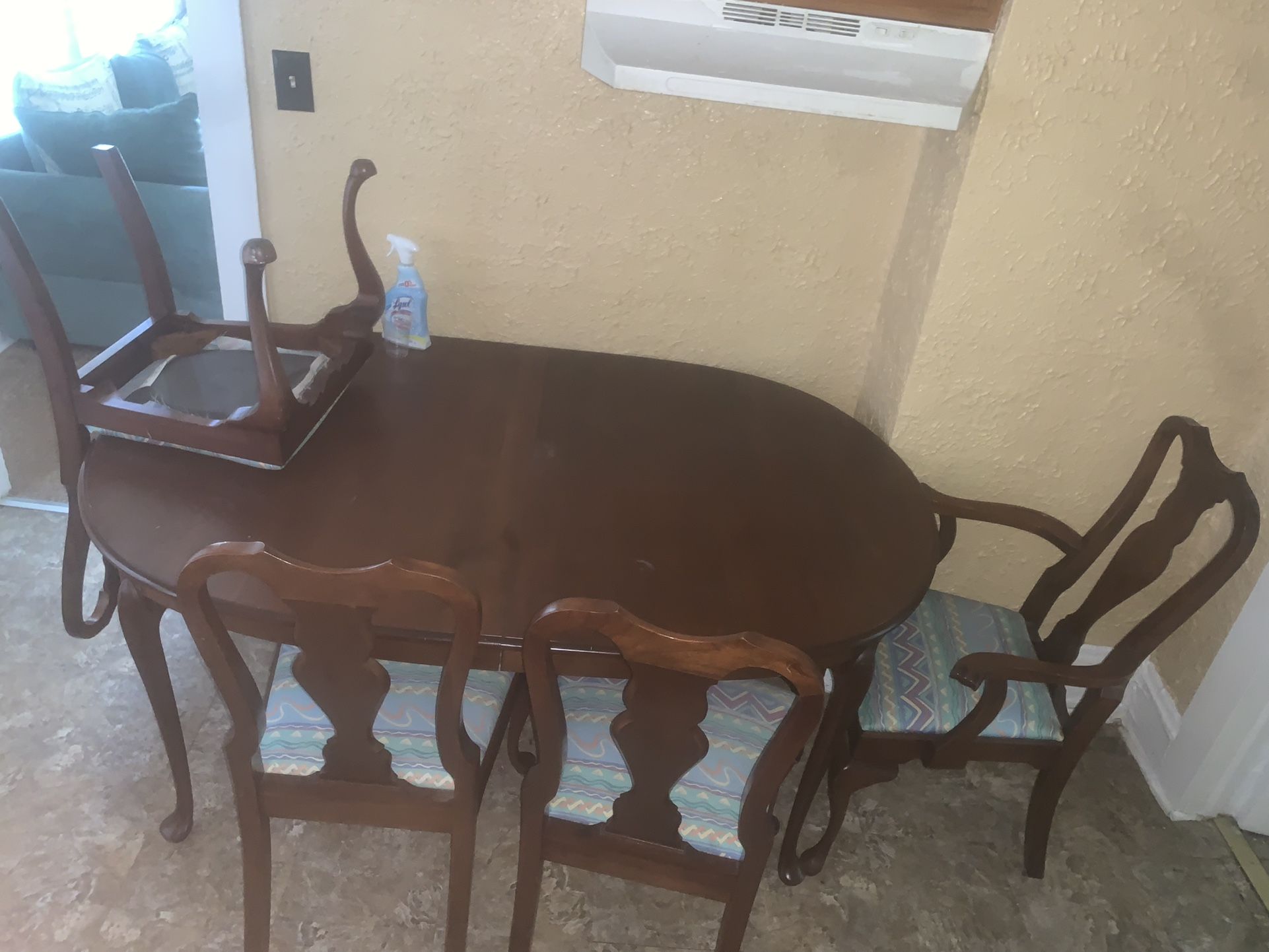 Kitchen Table With Chairs 