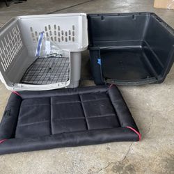 Portable Dog /Animal Carrier Medium Size with Padded insert