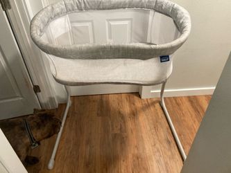 Bassinet $15