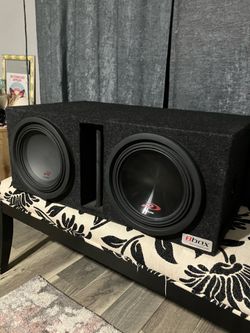 Alpine Type R 10inch Subs w Box Clean