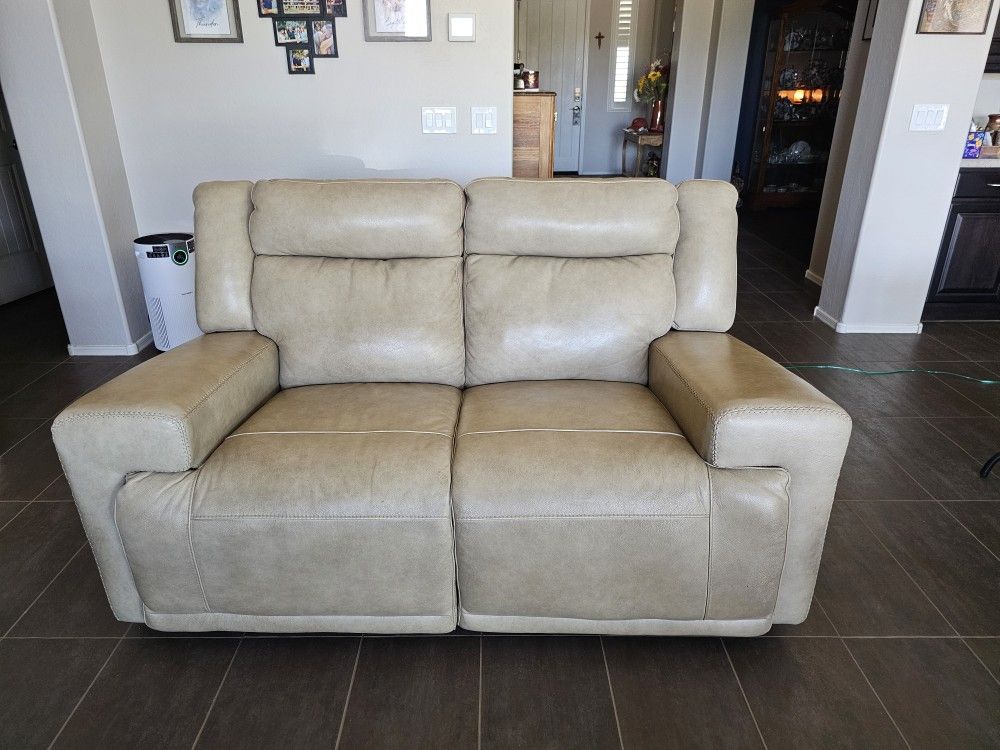 3 Piece Leather Livingroom Set
