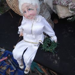 Cute Little Old Lady(Charles Dickens Character