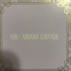 Ariana Grande Perfume