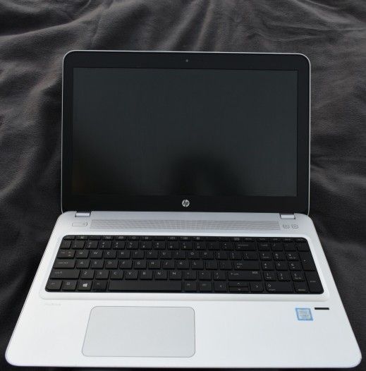 Gray HP Laptop ~15" i7 Processor