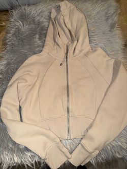 Lululemon cropped scuba