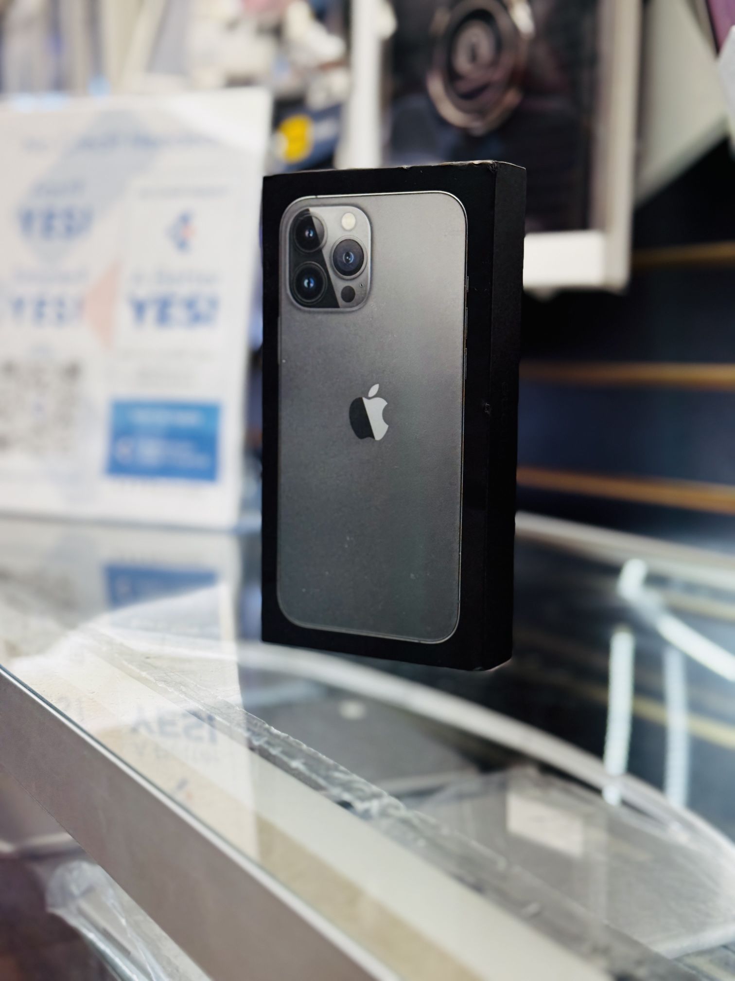 iPhone 13 Pro Max (Factory Unlocked) 