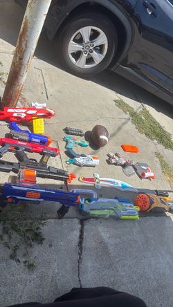 Kids toy guns/ Nerf