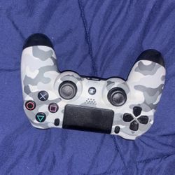 just Got A New Gaming Console. Do Not Need This Ps4 Controller Anymore. The Pricing Will Be $30 And We Could Also Make Some Trades Just it 