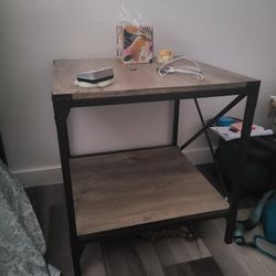 Nightstand /Side Table w bottom shelf