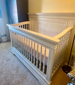 ✨ Westwood Olivia Convertible Crib – Like New | Originally $840+
