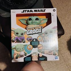 Star Wars Galactic Snackin' Grogu Animatronic Figure
