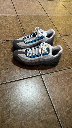 Air Maxes Size 10 80$ Each Or Take Both 120$