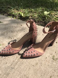 Studded Heels NEW size 7