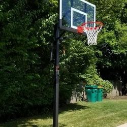 Lifetime 54 inch in ground basketball hoop adjustable basketball court